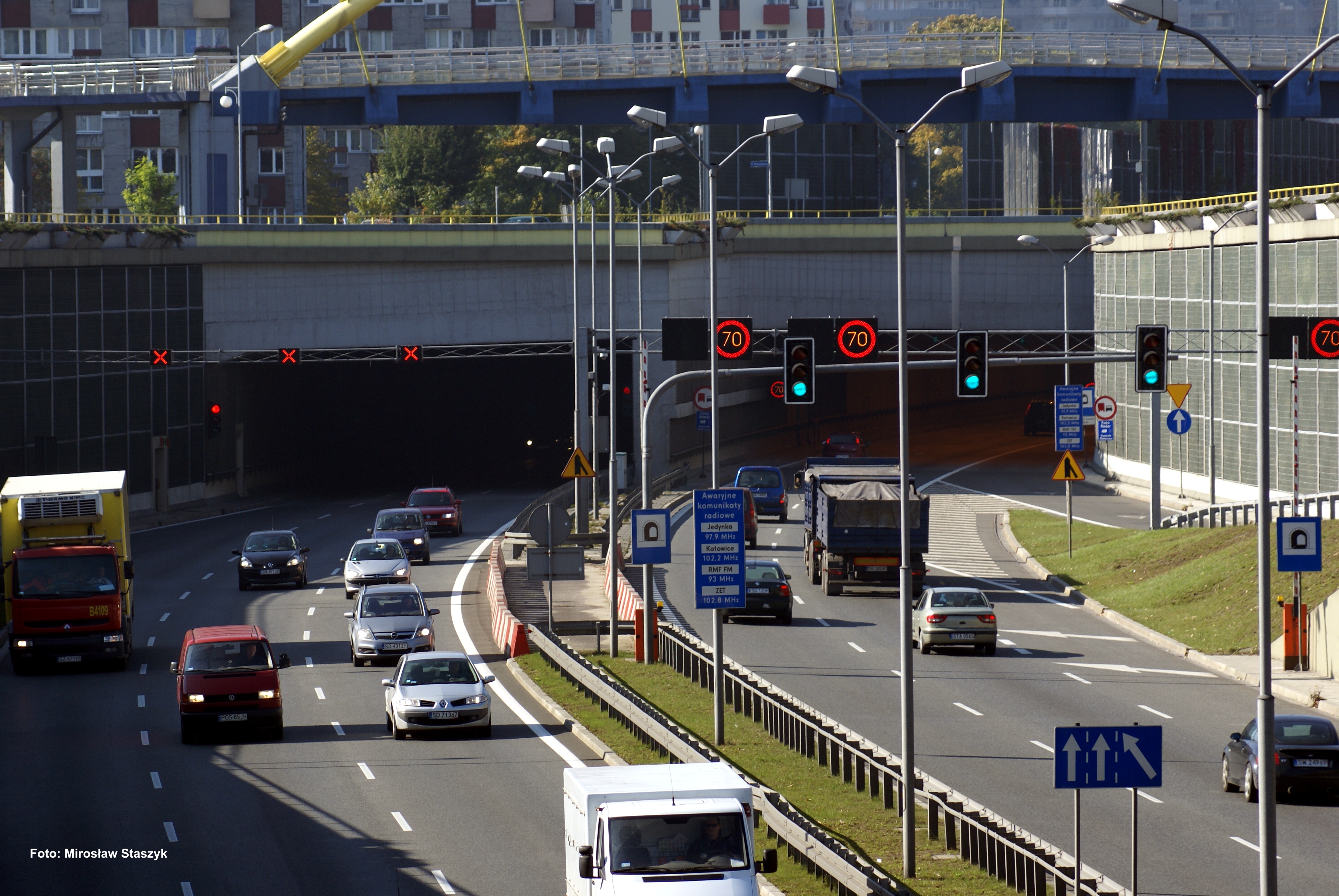 Katowice - Wjazd do tunelu pod Rondem widok od strony Mysłowic (fot. M. Staszyk)